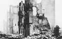 Guernica tras el bombardeo