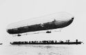 Vuelo del primer Zeppelin en el lago de Constanza