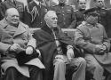 De izquierda a derecha, Winston Churchill, Franklin Delano Roosevelt y Josif Stalin en la conferencia de Yalta
